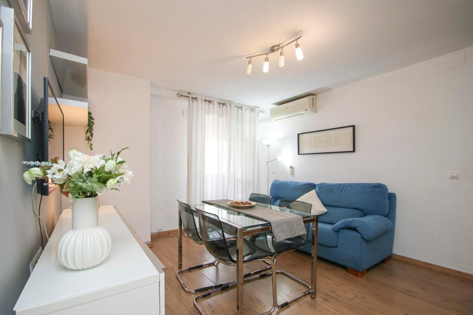 Spacious 2 Bedroom In The Heart Of Triana * Sevilha